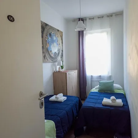 Casa de hóspedes Nest 3*